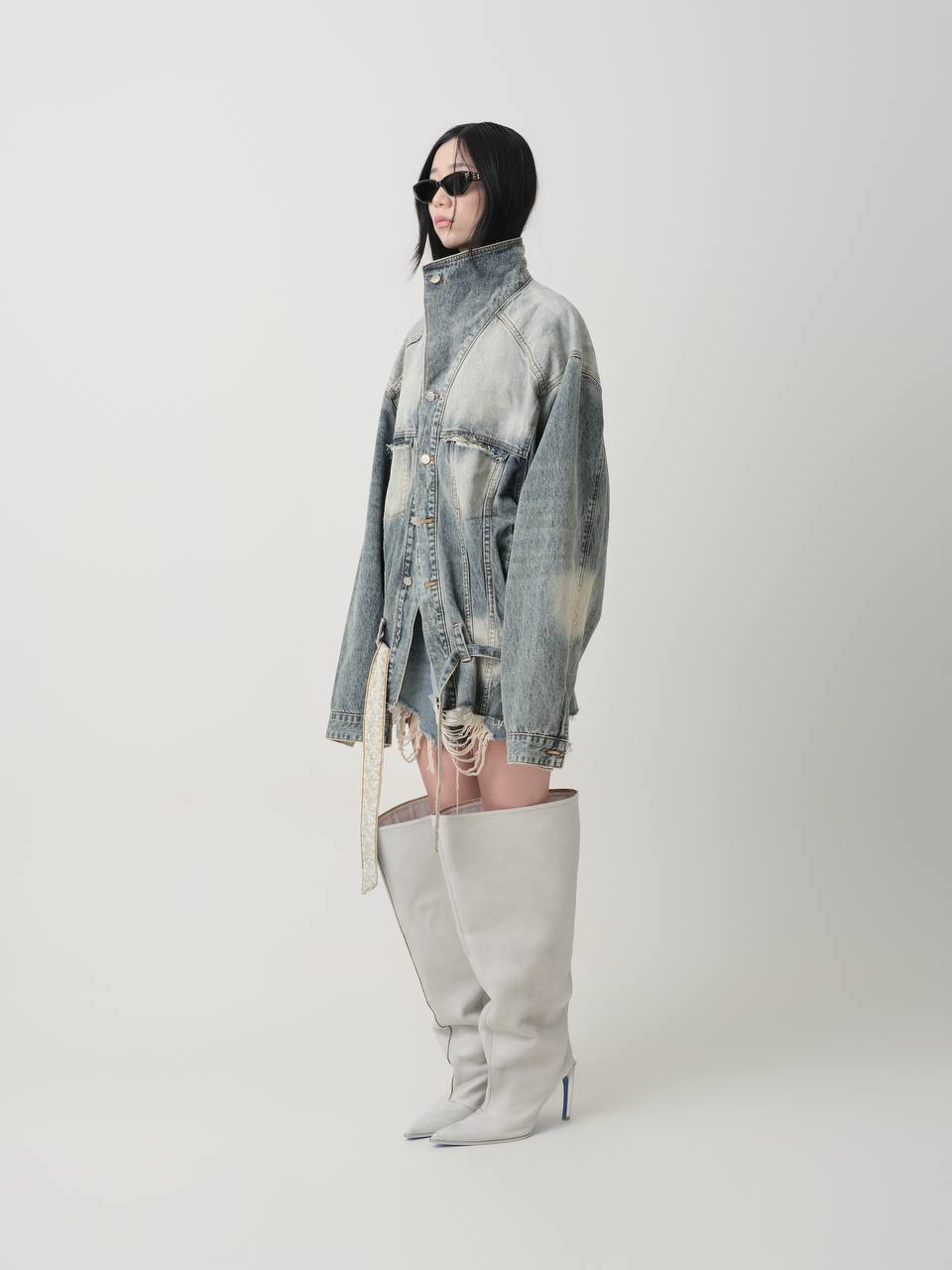 OVERSIZED DENIM JACKET